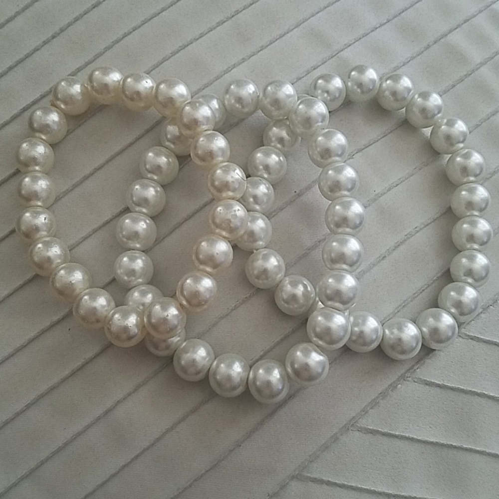 Pearl Bracelets (3)